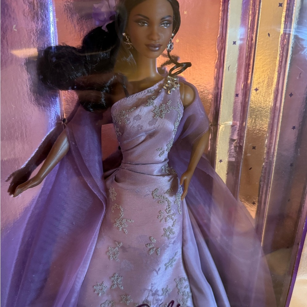 Barbie 2003 Collector Edition Doll - Purple Gown - Picture 8 of 9